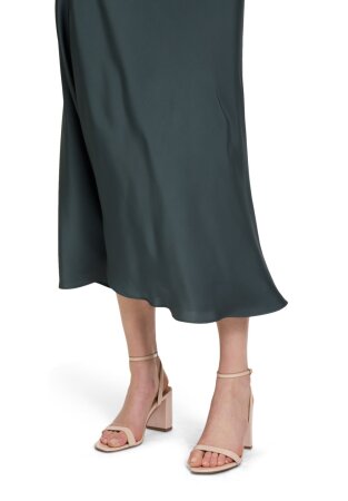 Kleid Lang ohne Arm