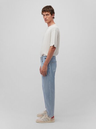 SHORT SLEEVE TEE