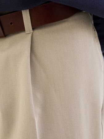 JPRCCKARL JJCAMERON PLEATED CHINO N