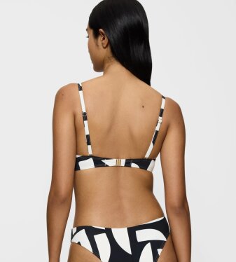 Summer Allure P 01