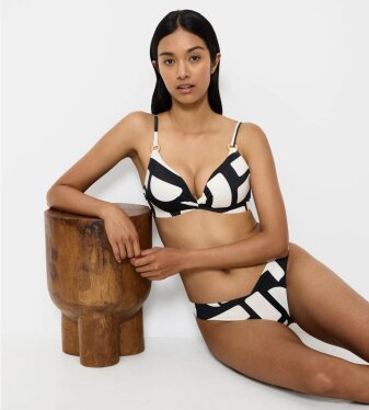 Summer Allure P 01