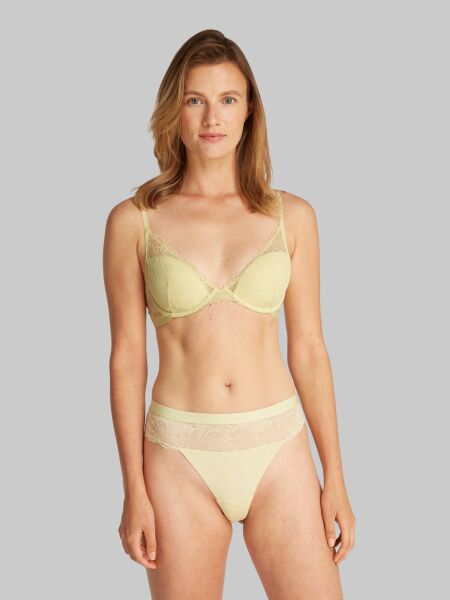 LIGHTLY LINED PLUNGE