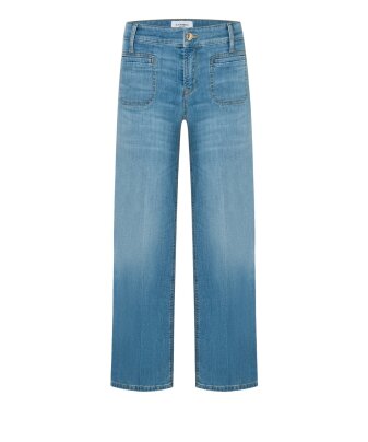 Tess cropped