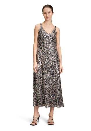 Kleid Lang ohne Arm
