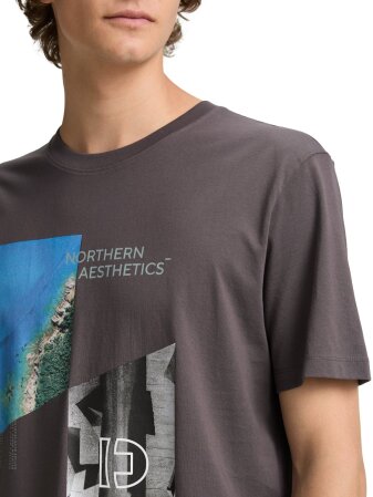 photo print t-shirt