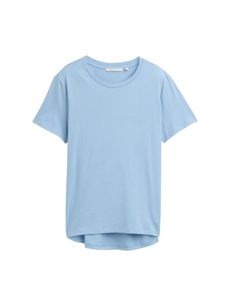 loose T-shirt with high low
