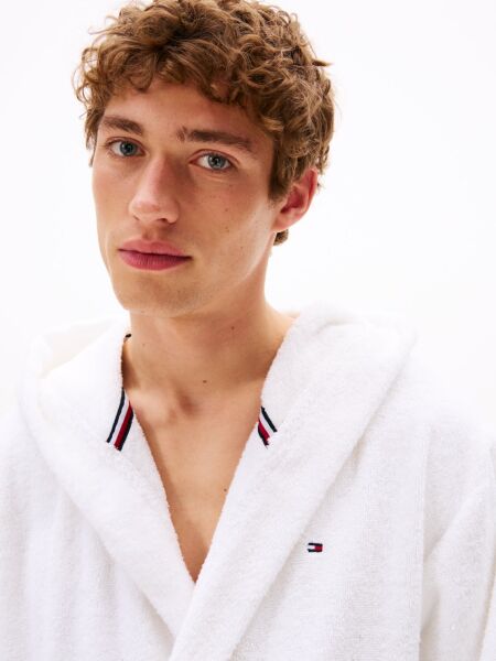 HOODED TOWELLING ROBE