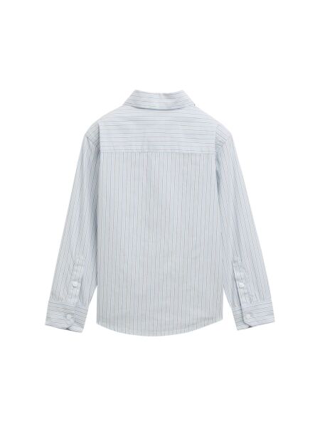 striped shirt