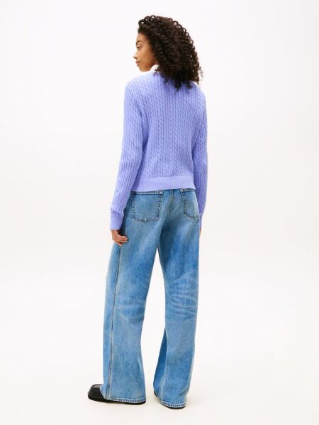 TJW CABLE ESSENTIAL SWEATER