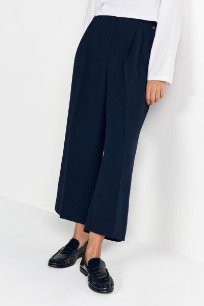 Cropped Wide Leg Pleated Pants