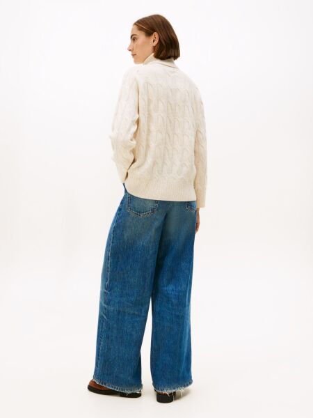 SOFT WOOL CABLE ROLL-NK LS SWT