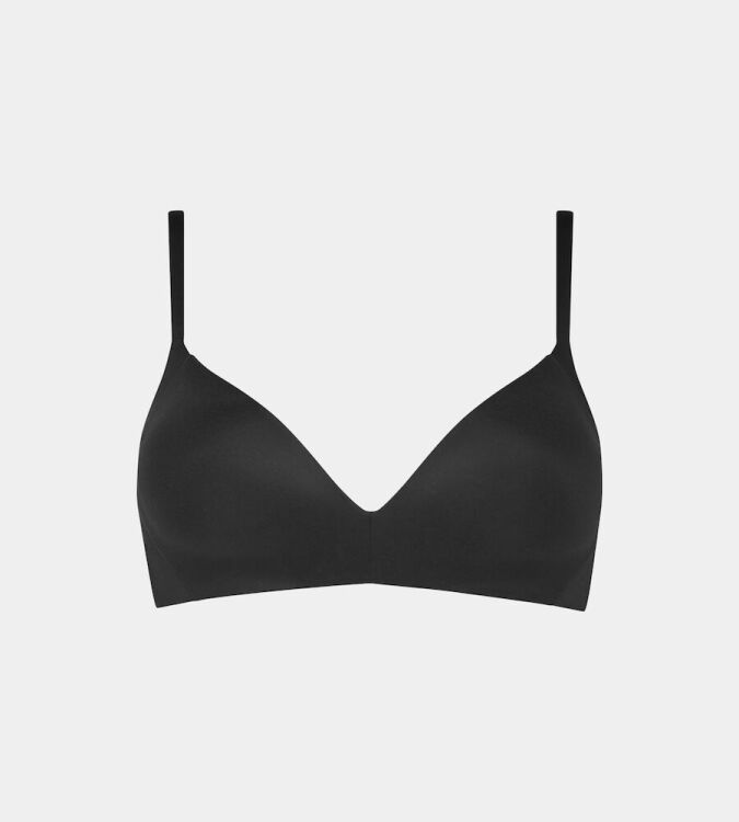 0004 BLACK