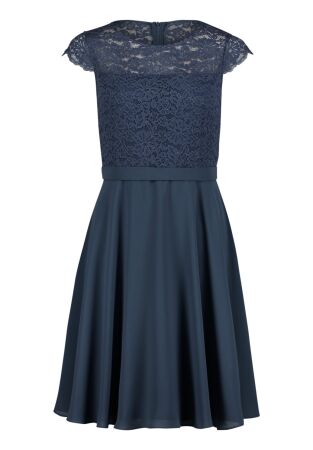 Kleid Kurz 1/2 Arm