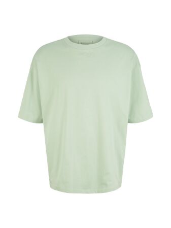 oversized t-shirt