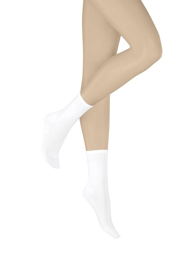 0010 White