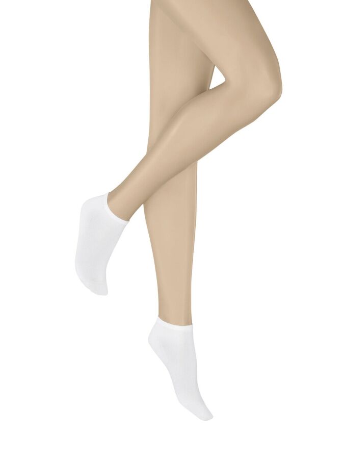 0010 White