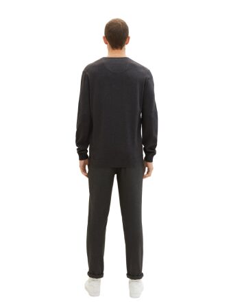 basic v-neck knit