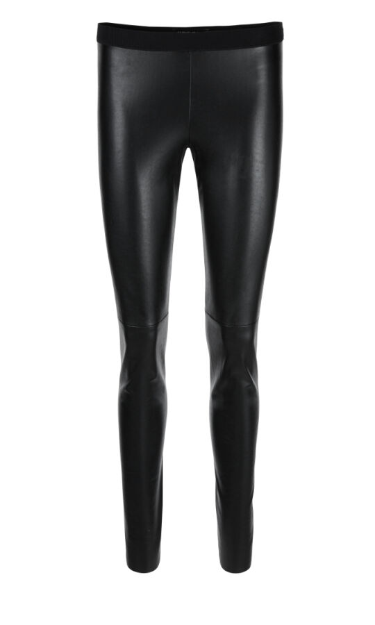 900 black
