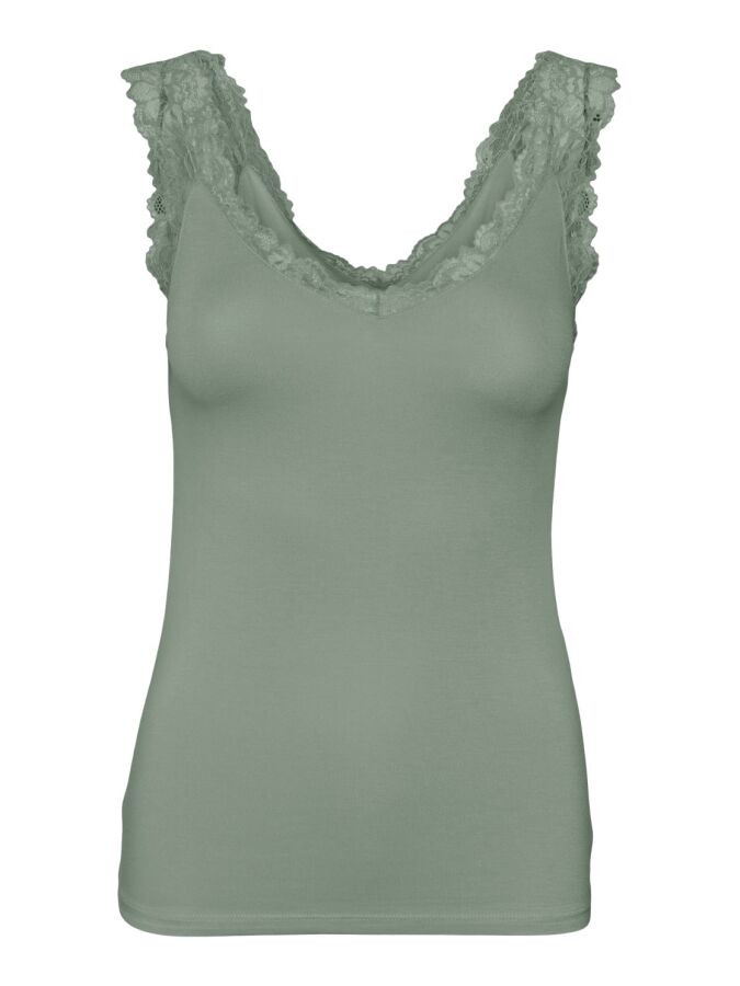 235915 Hedge Green