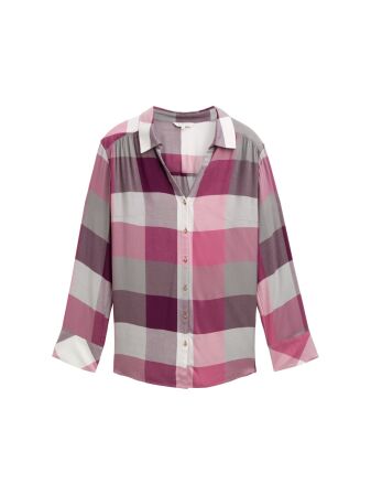 checked blouse