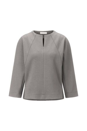 Sweatshirt with Seams