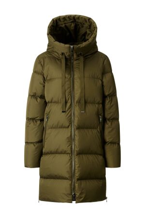 Big puffer coat sustainable