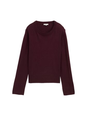 knit pullover with crew-neck