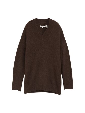 long v-neck pullover