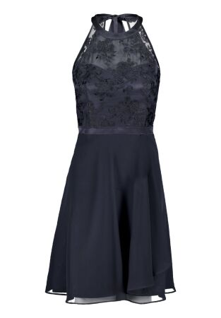 Kleid Kurz ohne Arm